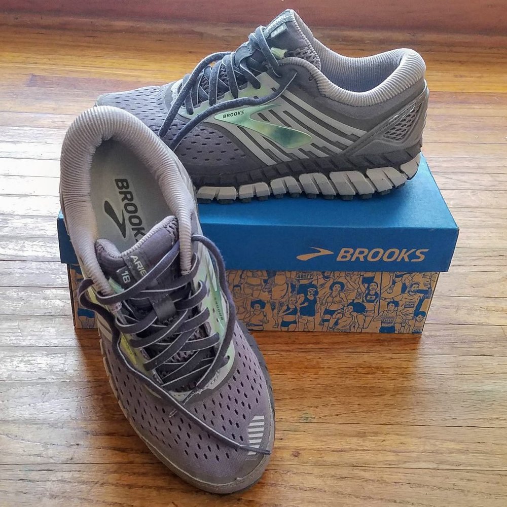 Brooks Ariel '18 Women's Sneaker Size7.5